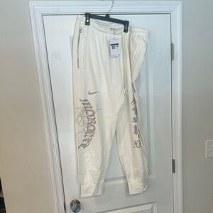 Nike Cream Joggers Soft Cotton-Blend Elastic Waist